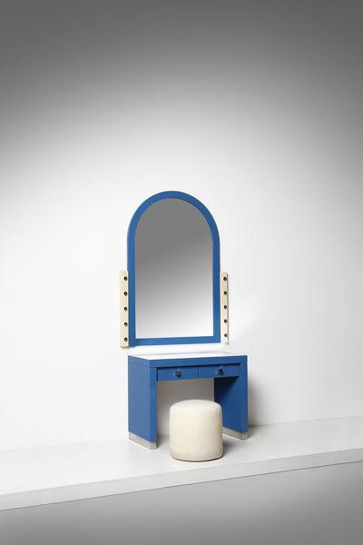 PARISI ICO (1916 - 1996) : Mobile da toeletta con specchio e pouf, a lato lampade di GinoSarfatti per Arteluce  - Asta DESIGN E ARTI DECORATIVE DEL NOVECENTO Tradizionale - Associazione Nazionale - Case d'Asta italiane