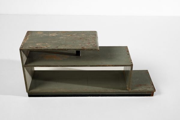 DEZZUTTI MARIO (1892 - 1975) : Etagere  - Asta DESIGN E ARTI DECORATIVE DEL NOVECENTO Tradizionale - Associazione Nazionale - Case d'Asta italiane