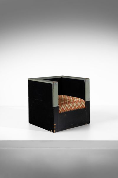 DEZZUTTI MARIO (1892 - 1975) : Poltrona  - Asta DESIGN E ARTI DECORATIVE DEL NOVECENTO Tradizionale - Associazione Nazionale - Case d'Asta italiane