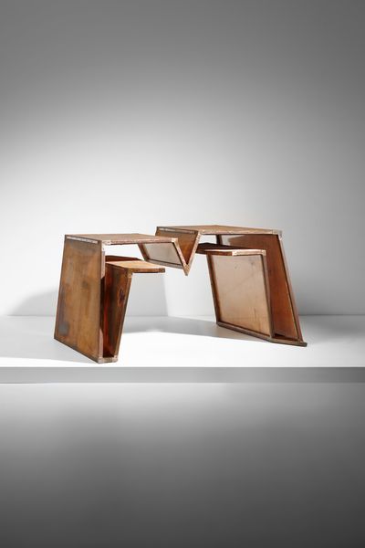 RAVAGLI GIACOMO (n. 1981) : Scrivania Isab�  - Asta DESIGN E ARTI DECORATIVE DEL NOVECENTO Tradizionale - Associazione Nazionale - Case d'Asta italiane