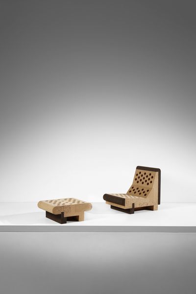 CAPPELLO FABIEN (n. 1984) : Poltrona con poggiapiedi  - Asta DESIGN E ARTI DECORATIVE DEL NOVECENTO Tradizionale - Associazione Nazionale - Case d'Asta italiane