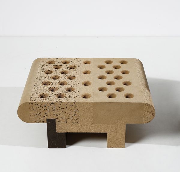 CAPPELLO FABIEN (n. 1984) : Poltrona con poggiapiedi  - Asta DESIGN E ARTI DECORATIVE DEL NOVECENTO Tradizionale - Associazione Nazionale - Case d'Asta italiane