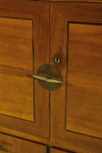 BUFFA PAOLO (1903 - 1970) : Mobile contenitore eseguito da Mos Turri  - Asta DESIGN E ARTI DECORATIVE DEL NOVECENTO Tradizionale - Associazione Nazionale - Case d'Asta italiane