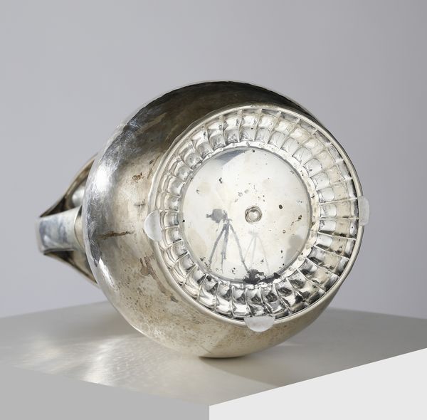 LUIGI GENAZZI MILANO : Vaso biansato  - Asta DESIGN E ARTI DECORATIVE DEL NOVECENTO Tradizionale - Associazione Nazionale - Case d'Asta italiane