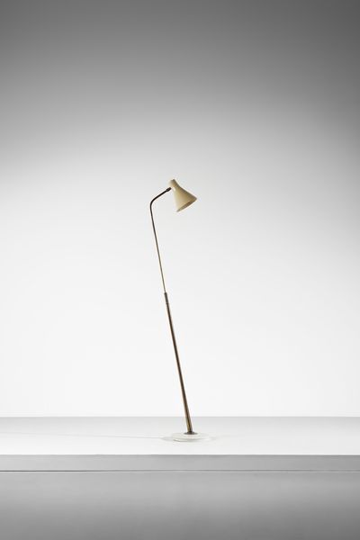 OSTUNI GIUSEPPE (n. 1907) : Lampada da terra per O-Luce  - Asta DESIGN E ARTI DECORATIVE DEL NOVECENTO Tradizionale - Associazione Nazionale - Case d'Asta italiane