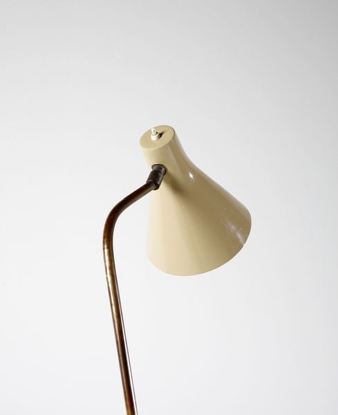 OSTUNI GIUSEPPE (n. 1907) : Lampada da terra per O-Luce  - Asta DESIGN E ARTI DECORATIVE DEL NOVECENTO Tradizionale - Associazione Nazionale - Case d'Asta italiane