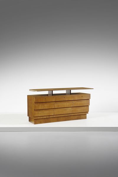 NORDIO UMBERTO (1891 - 1971) : Credenza eseguita da Ebanisteria Florit  - Asta DESIGN E ARTI DECORATIVE DEL NOVECENTO Tradizionale - Associazione Nazionale - Case d'Asta italiane