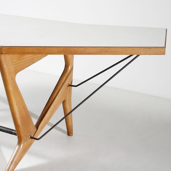 PALANTI GIANCARLO (1906 - 1977) : attribuito. Scrivania  - Asta DESIGN E ARTI DECORATIVE DEL NOVECENTO Tradizionale - Associazione Nazionale - Case d'Asta italiane