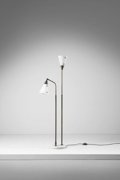 ANGELO OSTUNI & RENATO FORTI : Lampada da terra 339 -2PX per O-Luce  - Asta DESIGN E ARTI DECORATIVE DEL NOVECENTO Tradizionale - Associazione Nazionale - Case d'Asta italiane