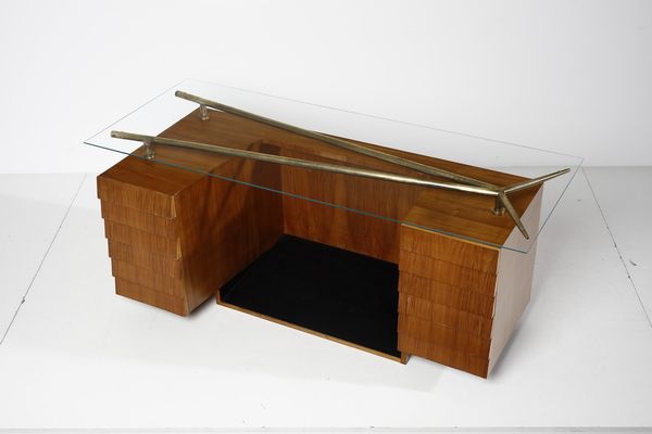 BEGA MELCHIORRE (1898 - 1976) : Scrivania  - Asta DESIGN E ARTI DECORATIVE DEL NOVECENTO Tradizionale - Associazione Nazionale - Case d'Asta italiane