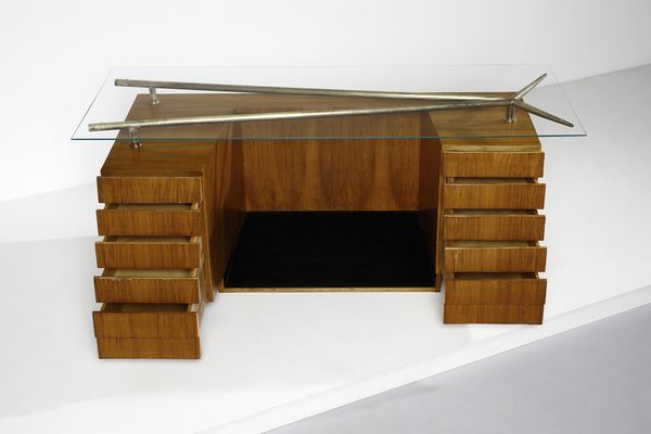 BEGA MELCHIORRE (1898 - 1976) : Scrivania  - Asta DESIGN E ARTI DECORATIVE DEL NOVECENTO Tradizionale - Associazione Nazionale - Case d'Asta italiane