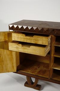 BUFFA PAOLO (1903 - 1970) : attribuito. Credenza  - Asta DESIGN E ARTI DECORATIVE DEL NOVECENTO Tradizionale - Associazione Nazionale - Case d'Asta italiane
