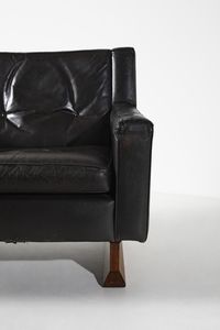 ALBINI FRANCO (1905 - 1977) : Divano con poltrona DV33 per Poggi  - Asta DESIGN E ARTI DECORATIVE DEL NOVECENTO Tradizionale - Associazione Nazionale - Case d'Asta italiane