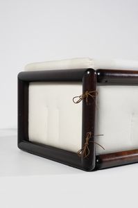 SCARPA CARLO (1906 - 1978) : Divano Cornaro produzione Simon Gavina  - Asta DESIGN E ARTI DECORATIVE DEL NOVECENTO Tradizionale - Associazione Nazionale - Case d'Asta italiane