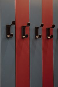 PARISI ICO (1916 - 1996) : Pareti attrezzate con appendiabiti e mensole  - Asta DESIGN E ARTI DECORATIVE DEL NOVECENTO Tradizionale - Associazione Nazionale - Case d'Asta italiane