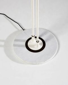 STILNOVO : Lampada da terra  - Asta DESIGN E ARTI DECORATIVE DEL NOVECENTO Tradizionale - Associazione Nazionale - Case d'Asta italiane