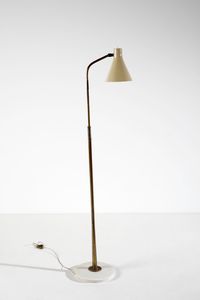 OSTUNI GIUSEPPE (n. 1907) : Lampada da terra per O-Luce  - Asta DESIGN E ARTI DECORATIVE DEL NOVECENTO Tradizionale - Associazione Nazionale - Case d'Asta italiane