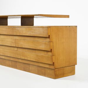 NORDIO UMBERTO (1891 - 1971) : Credenza eseguita da Ebanisteria Florit  - Asta DESIGN E ARTI DECORATIVE DEL NOVECENTO Tradizionale - Associazione Nazionale - Case d'Asta italiane