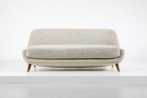 LASSEN FLEMMING (1902 - 1984) : attribuito. Divano  - Asta DESIGN E ARTI DECORATIVE DEL NOVECENTO Tradizionale - Associazione Nazionale - Case d'Asta italiane