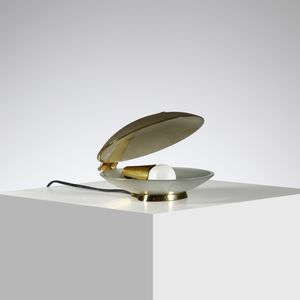 INGRAND MAX (1908 - 1969) : Lampada da tavolo Conchiglia per Fontana Arte  - Asta DESIGN E ARTI DECORATIVE DEL NOVECENTO Tradizionale - Associazione Nazionale - Case d'Asta italiane