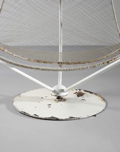 SERGIO CONTI, MARISA FORLANI & LUCIANO GRASSI : Poltrona scultura girevole String Chair-P8a per Emilio Paoli  - Asta DESIGN E ARTI DECORATIVE DEL NOVECENTO Tradizionale - Associazione Nazionale - Case d'Asta italiane