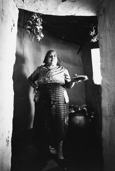 Leonard Freed : Crossroads Sicily, Isnello  - Asta Fotografia: Under 1K - Associazione Nazionale - Case d'Asta italiane
