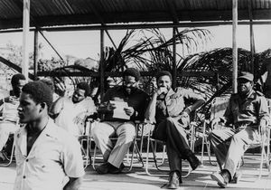 Osvaldo Salas : Viaggio a Granada con Fidel  - Asta Fotografia: Under 1K - Associazione Nazionale - Case d'Asta italiane