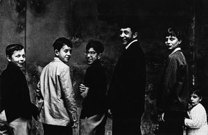 Renzo Muratori - I bambini ci guardano