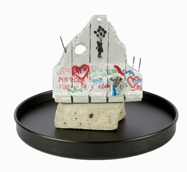 Banksy : The Walled Off Hotel. Five-part souvenir wall section (Flying girl with baloon).  - Asta Arte Antica, Moderna e Contemporanea - Associazione Nazionale - Case d'Asta italiane