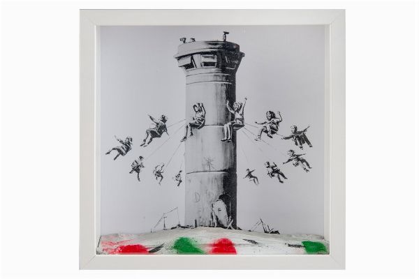 Banksy : The Walled Off Hotel. Box set.  - Asta Arte Antica, Moderna e Contemporanea - Associazione Nazionale - Case d'Asta italiane