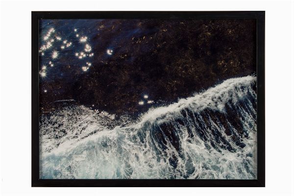 CLAUDIA HENDEL : Mare con brilli oro.  - Asta ASTA DI BENEFICENZA - Claudia Hendel e Licia Papini - Associazione Nazionale - Case d'Asta italiane