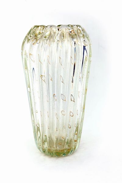 Vaso in vetro incolore con inclusioni dorate, arte vetraria muranese  - Asta Asta a Tempo - L'Arte del Vetro - Associazione Nazionale - Case d'Asta italiane