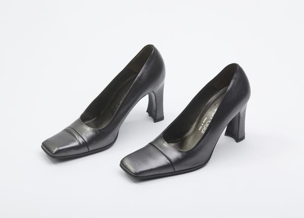 ROSSI SERGIO : D�collet� grigio peltro.  - Asta 04/05/2023 | FASHION LUXURY - ALTA MODA, BORSE E ACCESSORI DI LUSSO Online - Associazione Nazionale - Case d'Asta italiane