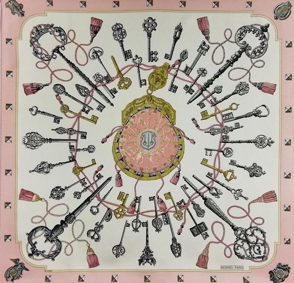 HERMES : Carr� foulard in seta Les Cl�s.  - Asta 04/05/2023 | FASHION LUXURY - ALTA MODA, BORSE E ACCESSORI DI LUSSO Online - Associazione Nazionale - Case d'Asta italiane
