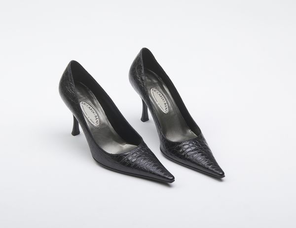 BANFI RICCARDO : Scarpe d�collet� nere in pelle stampa cocco.  - Asta 04/05/2023 | FASHION LUXURY - ALTA MODA, BORSE E ACCESSORI DI LUSSO Online - Associazione Nazionale - Case d'Asta italiane