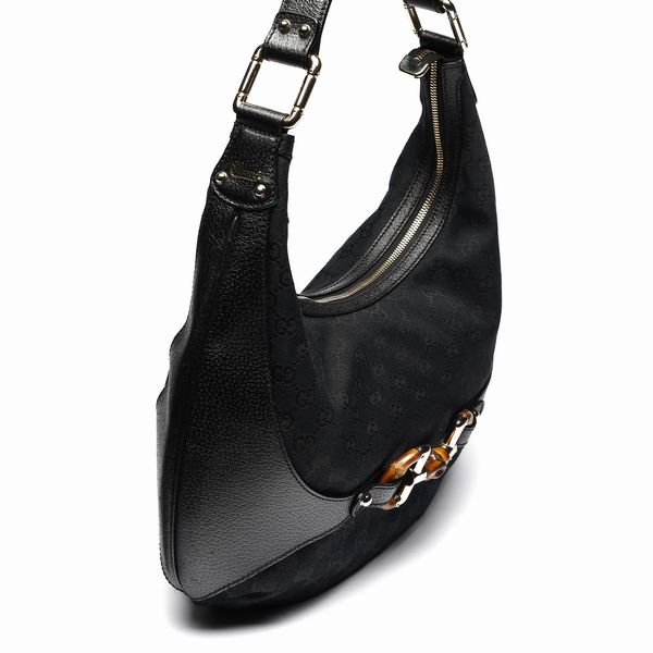 GUCCI : Borsa Gucci logo nera e dettagli bamb�.  - Asta 04/05/2023 | FASHION LUXURY - ALTA MODA, BORSE E ACCESSORI DI LUSSO Online - Associazione Nazionale - Case d'Asta italiane