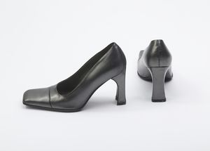 ROSSI SERGIO : D�collet� grigio peltro.  - Asta 04/05/2023 | FASHION LUXURY - ALTA MODA, BORSE E ACCESSORI DI LUSSO Online - Associazione Nazionale - Case d'Asta italiane