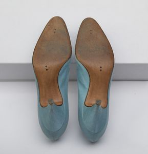 SACCHETTI ALDO : Scarpe d�collet� azzurre.  - Asta 04/05/2023 | FASHION LUXURY - ALTA MODA, BORSE E ACCESSORI DI LUSSO Online - Associazione Nazionale - Case d'Asta italiane