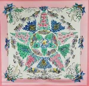 HERMES - Foulard carr� in seta 'Phytagore'.