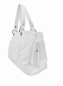 CHANEL : Borsa in pelle bianca caviar.  - Asta 04/05/2023 | FASHION LUXURY - ALTA MODA, BORSE E ACCESSORI DI LUSSO Online - Associazione Nazionale - Case d'Asta italiane