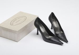 BANFI RICCARDO - Scarpe d�collet� nere in pelle stampa cocco.