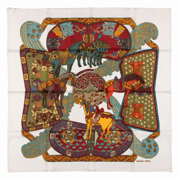 Hermès : Foulard Art des Steppes  - Asta Luxury Fashion - Associazione Nazionale - Case d'Asta italiane