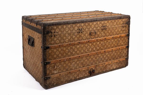 Louis Vuitton : Baule da viaggio  - Asta Luxury Fashion - Associazione Nazionale - Case d'Asta italiane