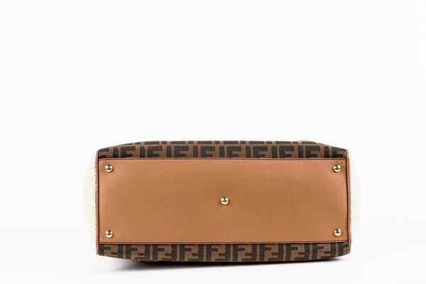 Fendi : Borsa 2 JOURS  - Asta Luxury Fashion - Associazione Nazionale - Case d'Asta italiane