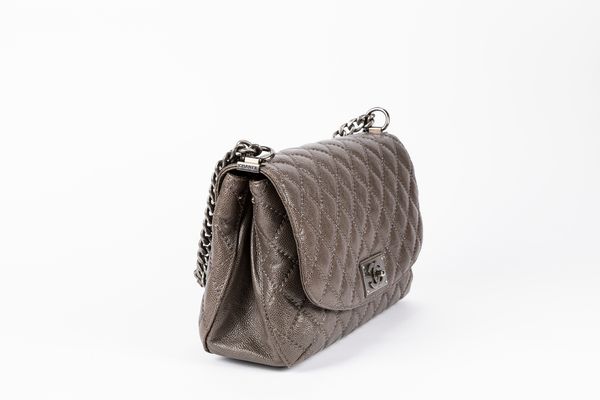 CHANEL : Borsa  - Asta Luxury Fashion - Associazione Nazionale - Case d'Asta italiane