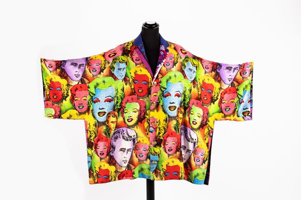 Gianni Versace : Ampia camicia unisex a kimono  - Asta Luxury Fashion - Associazione Nazionale - Case d'Asta italiane