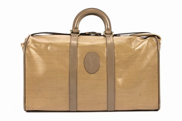 Yves Saint Laurent : Borsone da viaggio  - Asta Luxury Fashion - Associazione Nazionale - Case d'Asta italiane