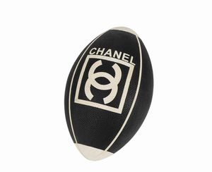 CHANEL - Palla da Rugby
