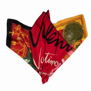 Valentino e Cartier : Lotto composto da tre foulard  - Asta Luxury Fashion - Associazione Nazionale - Case d'Asta italiane