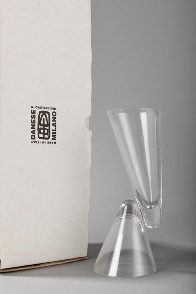 ACHILLE CASTIGLIONI : Set  - Asta Design e Arti Decorative - Associazione Nazionale - Case d'Asta italiane